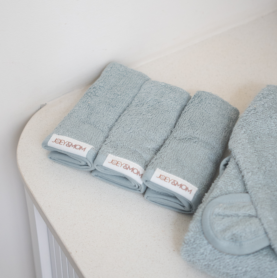 Joey&Mom bamboo-cotton baby washcloths in Dusky Blue