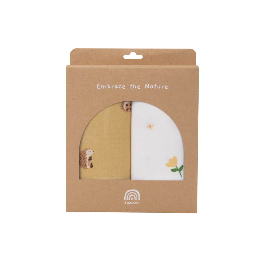 Saeson Tencel Swaddling Cloth two-pack in Caramel Hedgehog / Daisy - boxed muslin cloths
