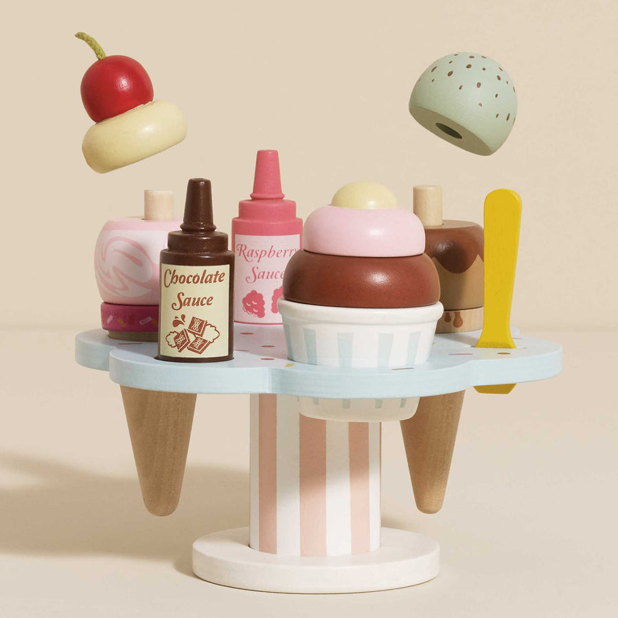 Le Toy Van Wooden Ice Cream Stand & Toppings TV310