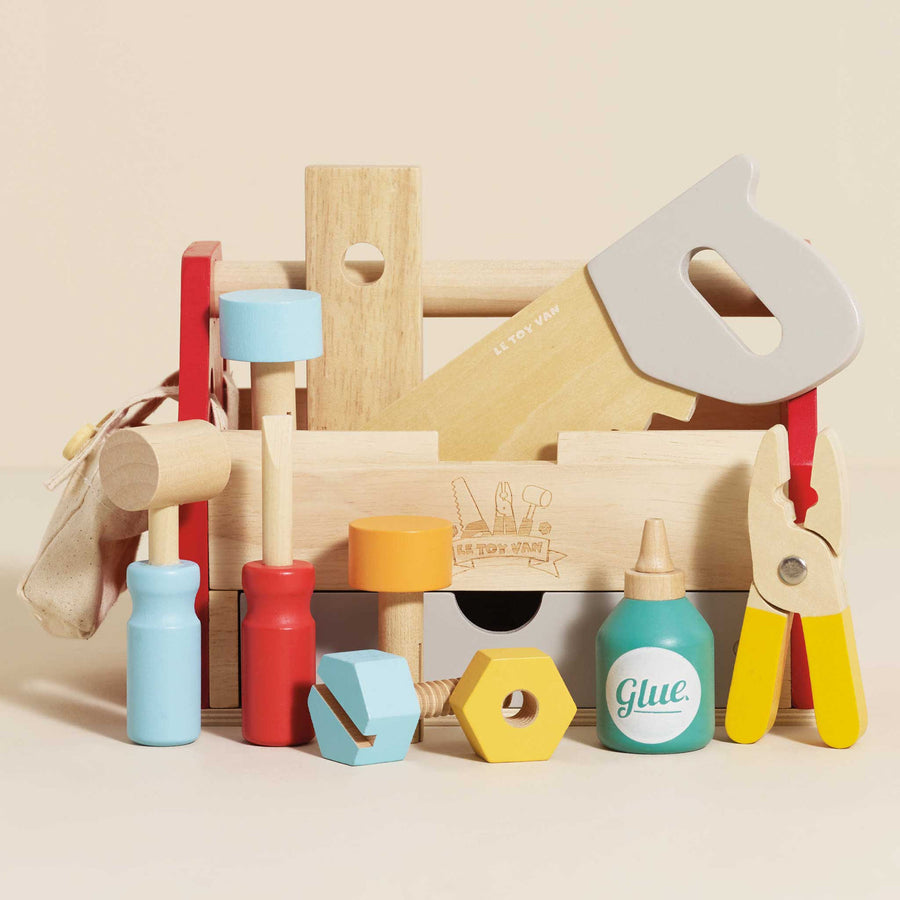 Le Toy Van Tool Box and Wooden Tools TV476