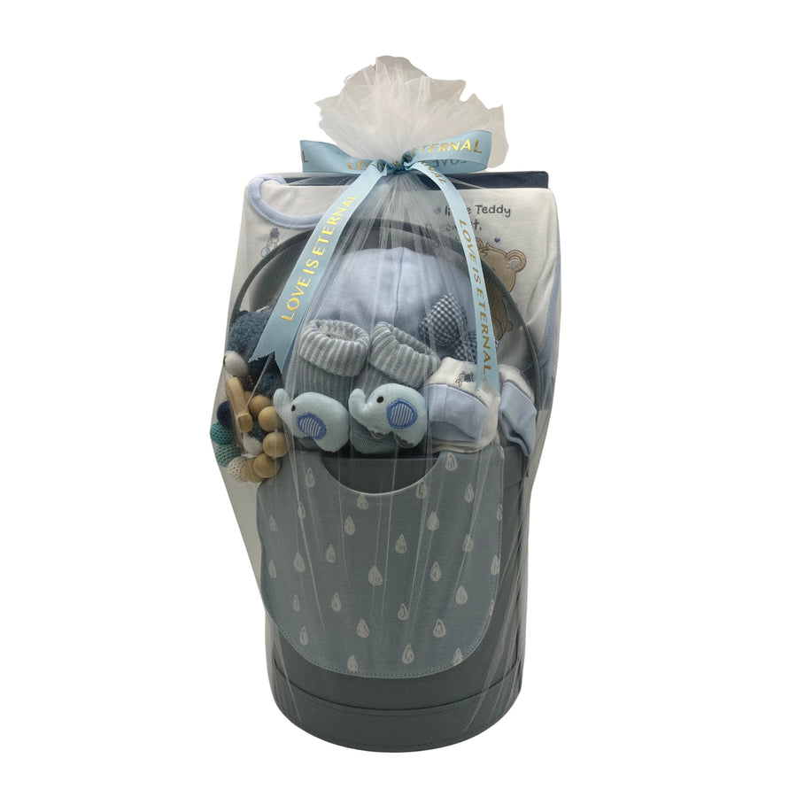 Baby Giftland Snuggle Bear Blue newborn gift hamper