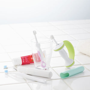 Combi Baby Teteo Toothbrush Set - lifestyle