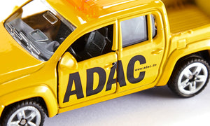 VW Amarok ADAC Pick-Up Siku die-cast model, close-up detail