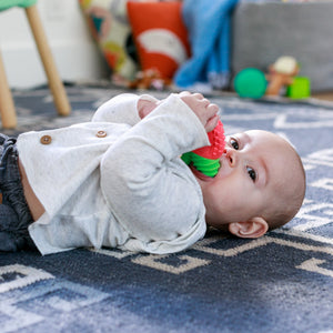 Infantino Lil' Nibblers Vibrating Teether - Apple