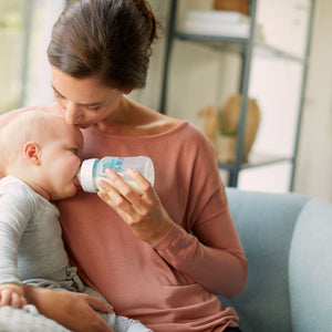 Philips Avent Anti-Colic Bottle with AirFree Vent 260ml - lifestyle