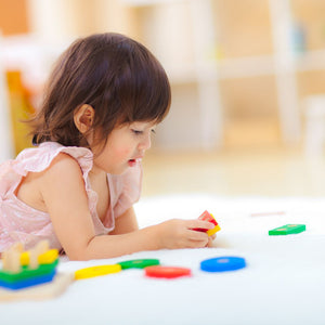 PlanToys Geometric Sorting Board
