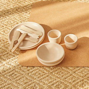 PlanToys Tableware Set - lifestyle