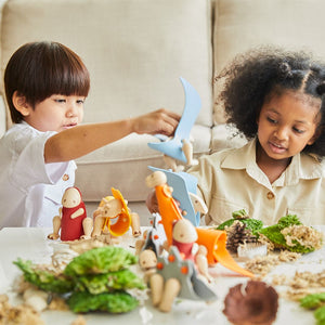 PLan Toys DIY Triceratops - lifestyle
