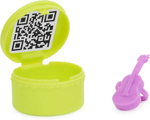 Dollhouse Delivery with the QR code and surprise accessory