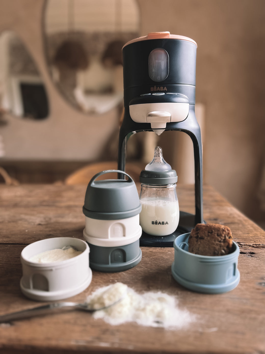 Beaba Formula & Snacks Container