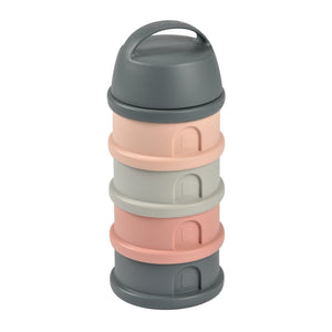 BEABA formula and snack container, three-quarter view