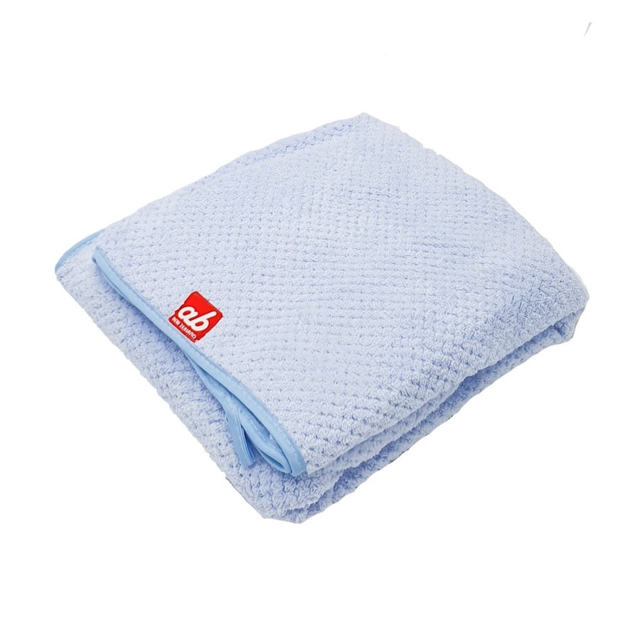 Akarana microfiber coral fleece bath towel in blue
