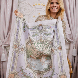 Atelier Choux CARRÉ - Tapestry Violet - lifestyle