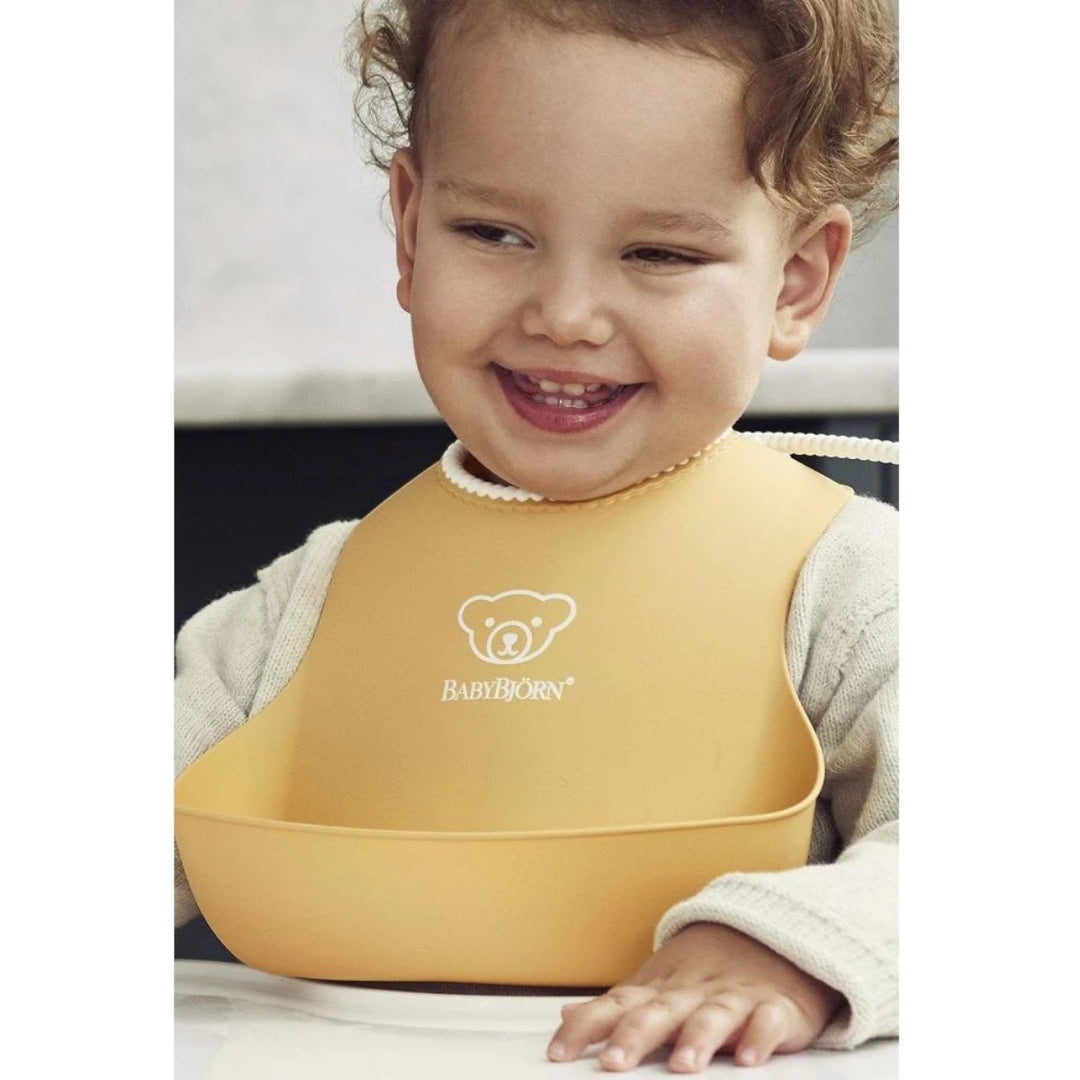 BabyBjörn Baby Bib (Powder Yellow)