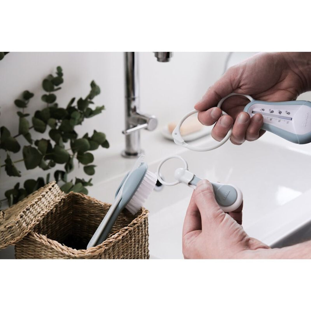 Beaba Personal care set (Thermometer/Baby Nail Clippers/Brush & Comb) - Green Blue