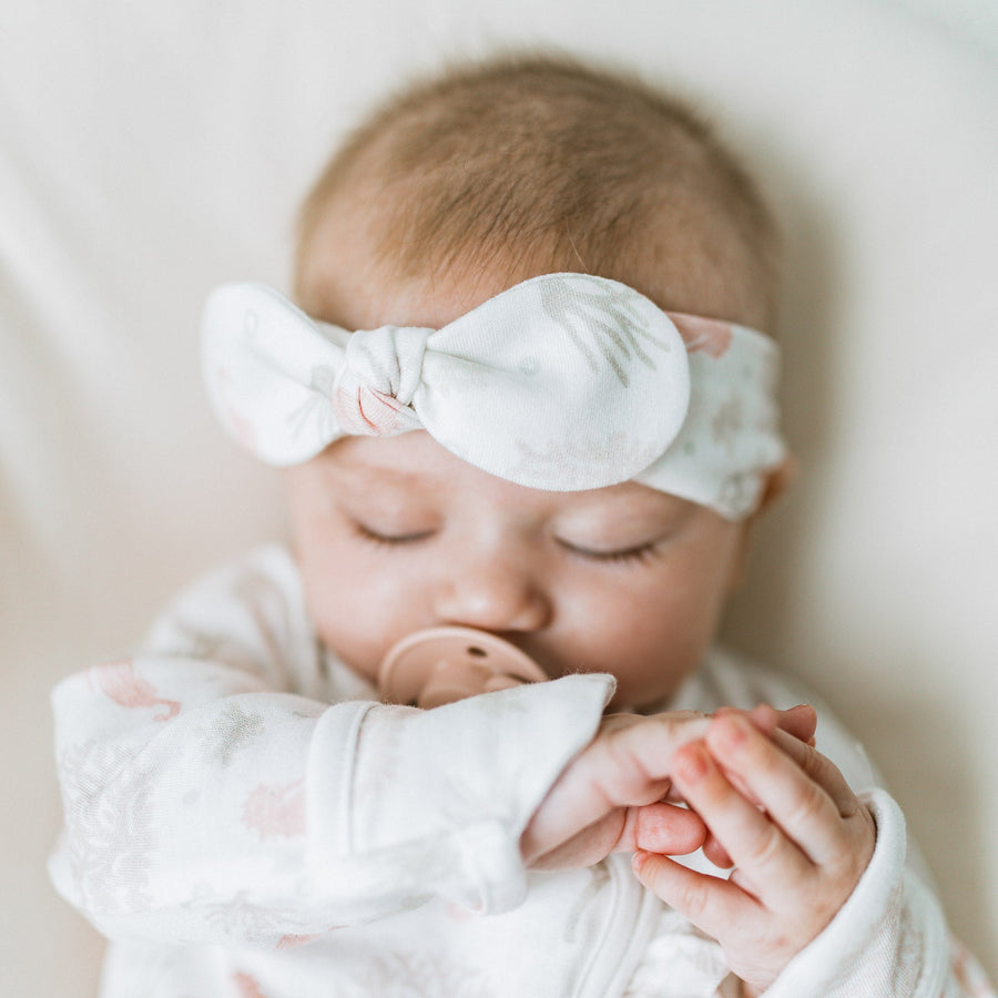 Kays+Kins Bowbliss bamboo cotton baby headband in the Seahorse Cove print