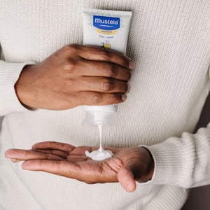 Mustela Nourishing Lotion with Cold Cream 200ml - lifestyle