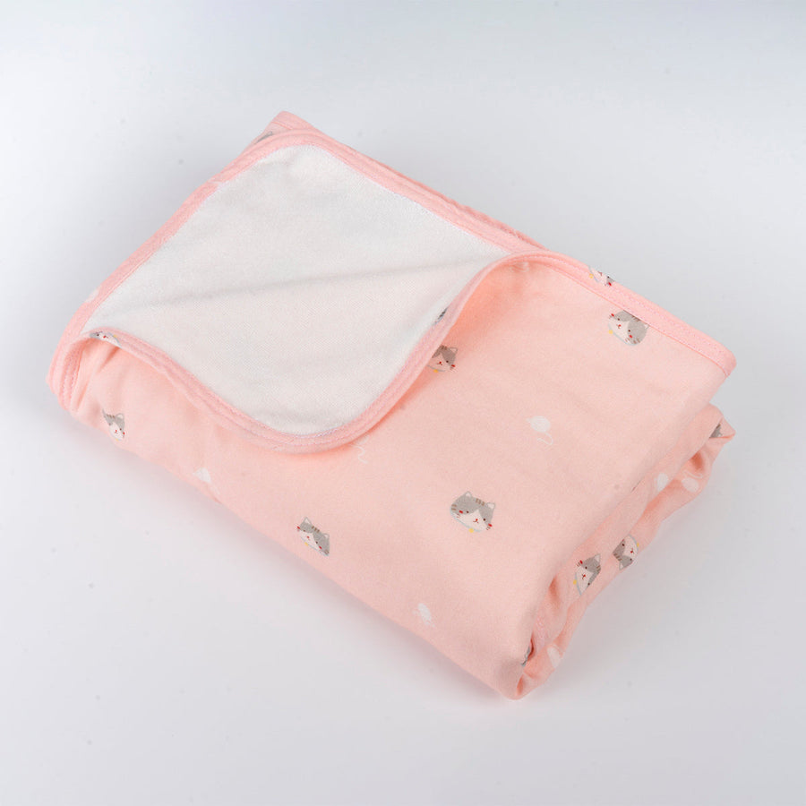 Granny Ben TENCEL baby towel in the Chubby Cat print