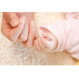 Combi Baby Label Nail Scissors
