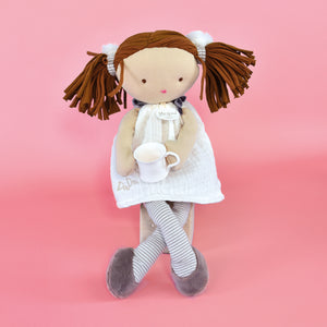 Jolijou Les Doucettes rag doll Nina seated