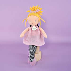 Jolijou Les Doucettes rag doll Inès seated