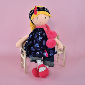 Jolijou Les Canailles rag doll Lulubelle seated