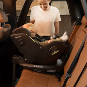 Nuna TODL Lite Caviar - lifestyle