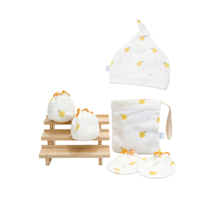 Granny Ben Lemon Garden mittens, socks and newborn hat set