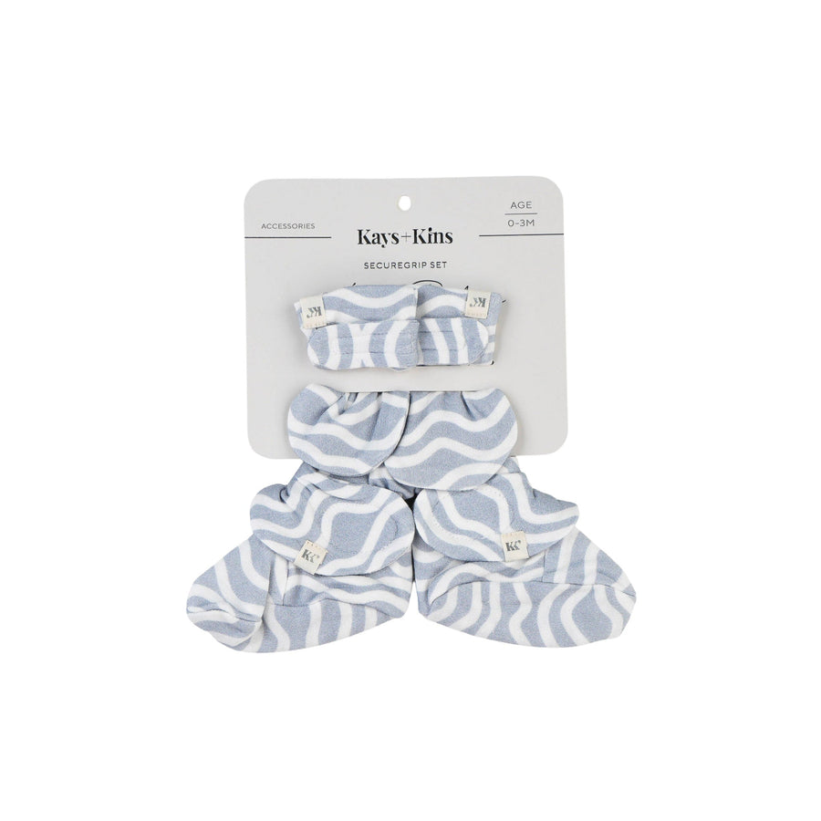 Kays+Kins SecureGrip Mitts and Booties Set in the Waves print