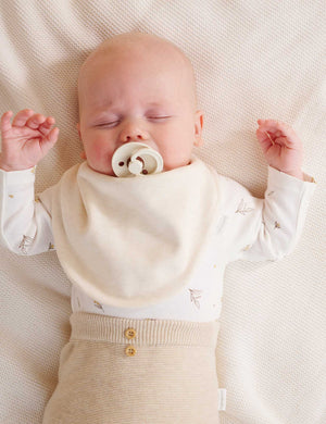 Purebaby Wattle Bee 2 Pack Dribble Bib in vanilla