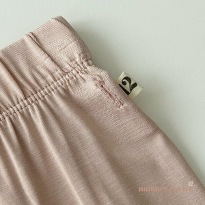 Number Twelve Bamboo Pyjamas Bloom, fabric detail