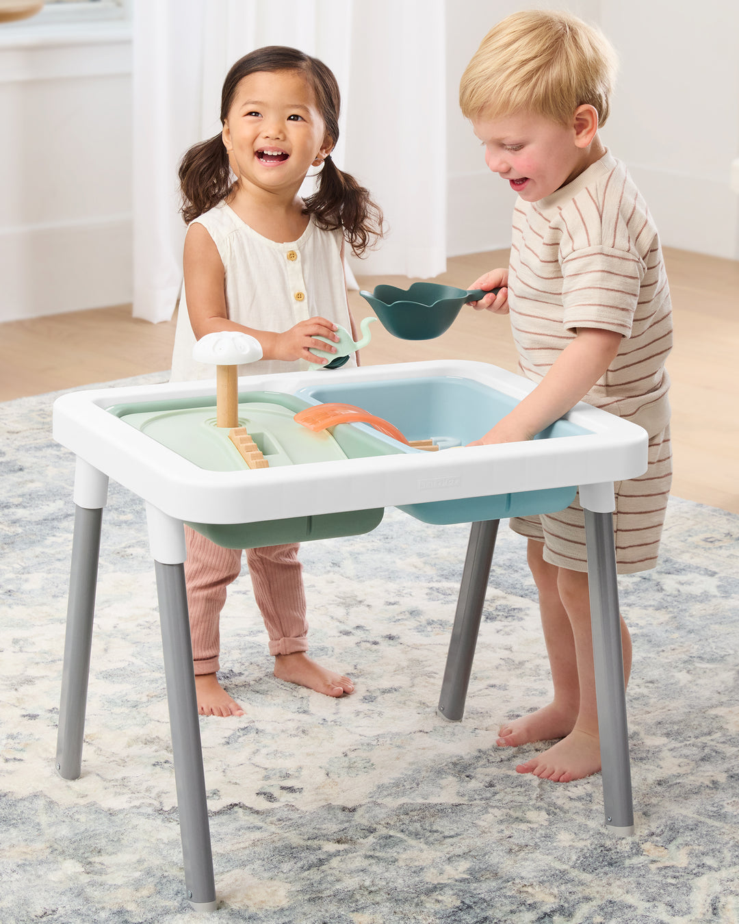 Skip Hop Discoverosity 3-in-1 Sensory Table