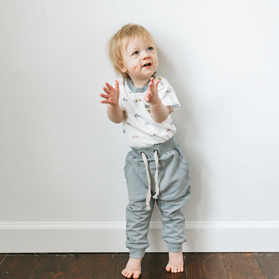 Kays+Kins Slouch Pants in Sleet
