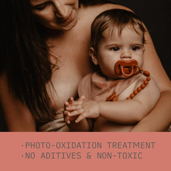 Suavinex Colour Essence All Silicone Soother with SX Pro Physiological Teat 6-18M