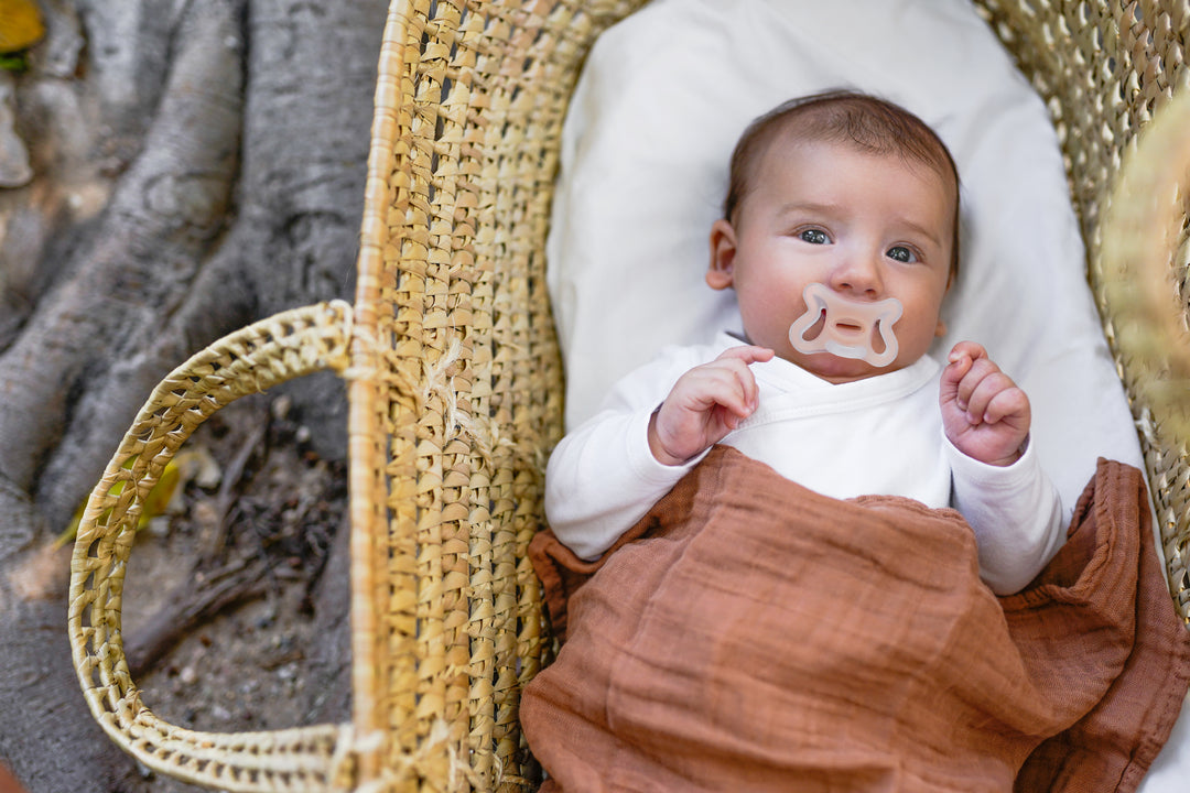 Suavinex Zero Zero Physiological Air flow Silicone Soother 6-18M