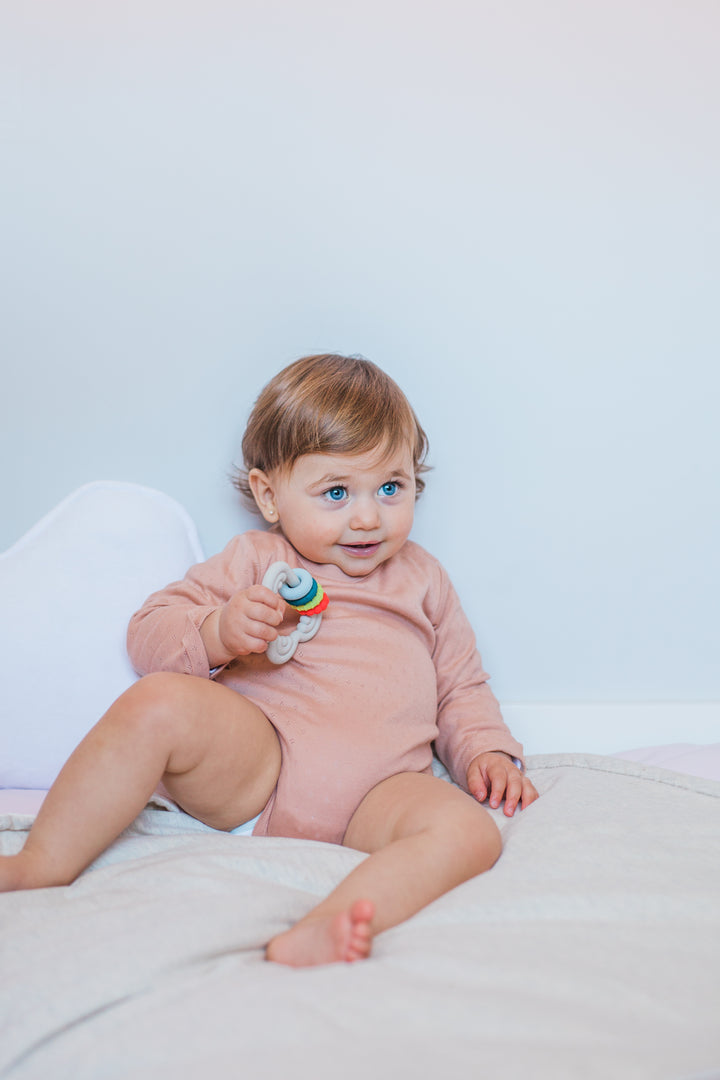 Suavinex Cloud Silicone Educational Teething Ring - Multicolor