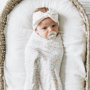 KAYS + KINS Bamboo Swaddle - Petalyn