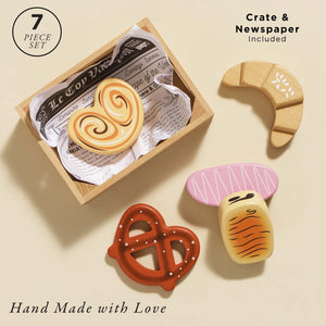 Le Toy Van bakery crate 7 piece set contents