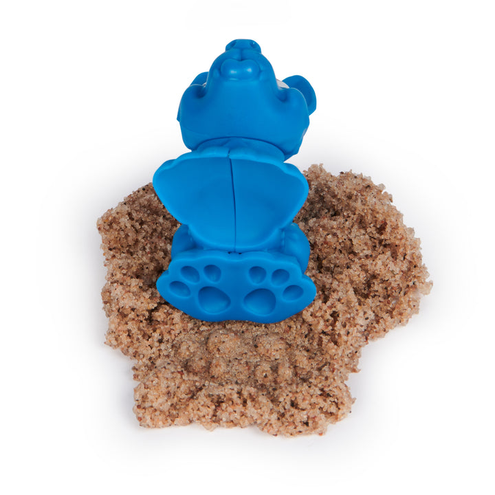 Kinetic Sand Doggie Dig with Surprise Multipurpose Dog Tool 6oz (170g) Assortment