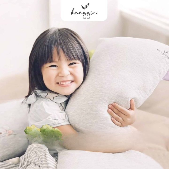 Kaeggie Organic Bamboo Hugging Pillow