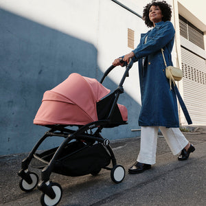 Stokke YOYO³ Complete Set: Frame + 0+ Newborn Pack + 6+ Colour Pack - lifestyle