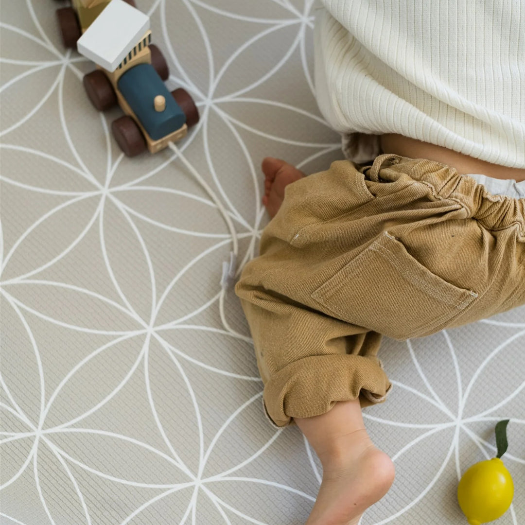 Buds & Bear Kelaraiku Sayang Luxe Playmats