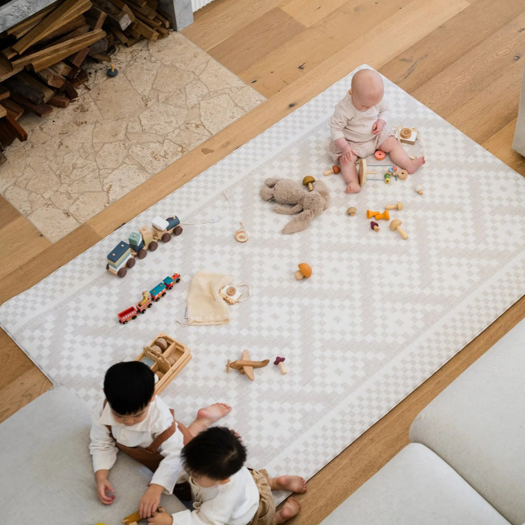 Buds & Bear Kelaraiku Sayang Luxe Playmats