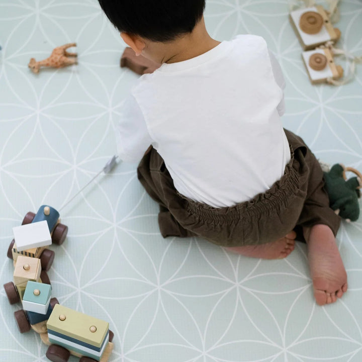 Buds & Bear Under the Chestnut Tree Luxe Playmats