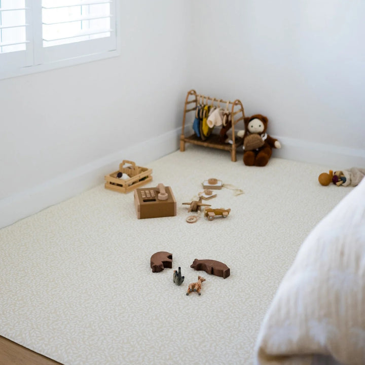 Buds & Bear Under the Chestnut Tree Luxe Playmats