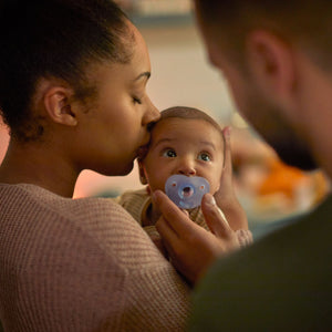 Philips Avent Curved Soothie 0-6M (2pcs) - lifestyle