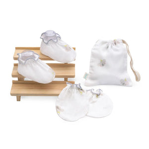 Granny Ben TENCEL muslin mittens and socks in Dancing Koala