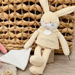 Doudou et Compagnie Sweety Doudou - Rabbit - lifestyle
