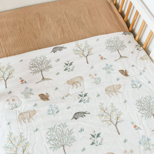 Detail of the Woodland Citrus bamboo duvet fabric