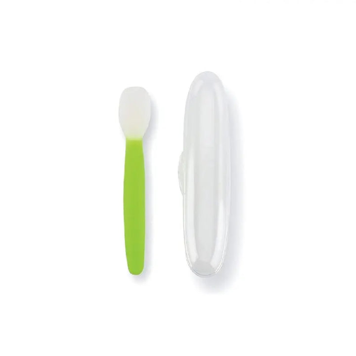Nuby Garden Fresh - Silicone spoon with hygenic case (4 months +)